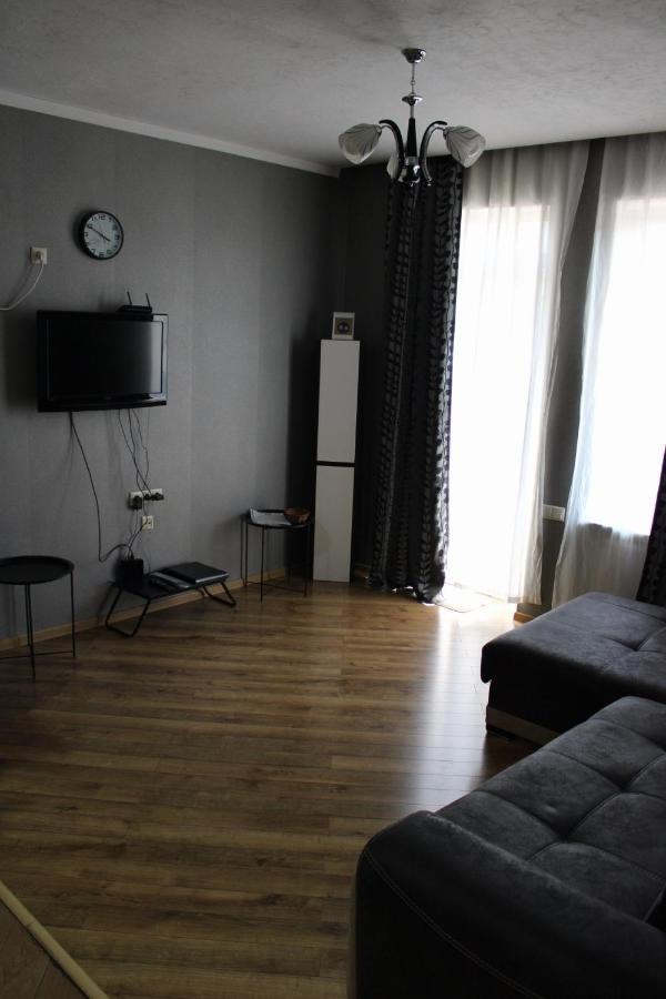 Ann'S Apartment Тбилиси Екстериор снимка