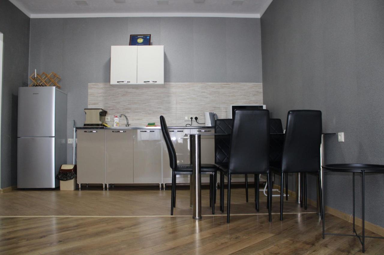 Ann'S Apartment Тбилиси Екстериор снимка