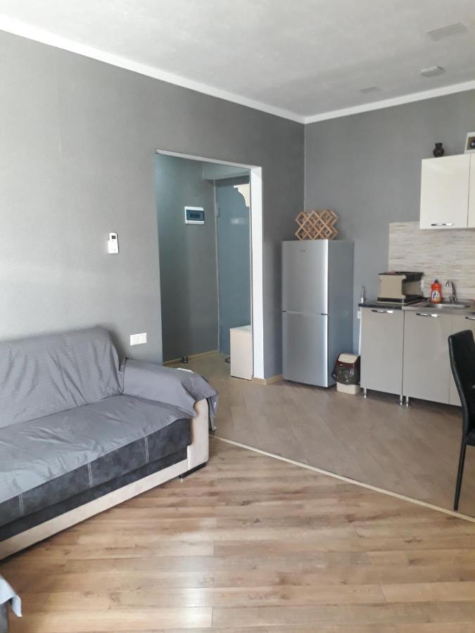 Ann'S Apartment Тбилиси Екстериор снимка